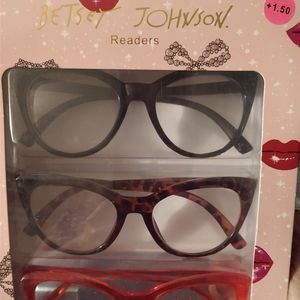 Betsey Johnson Readers